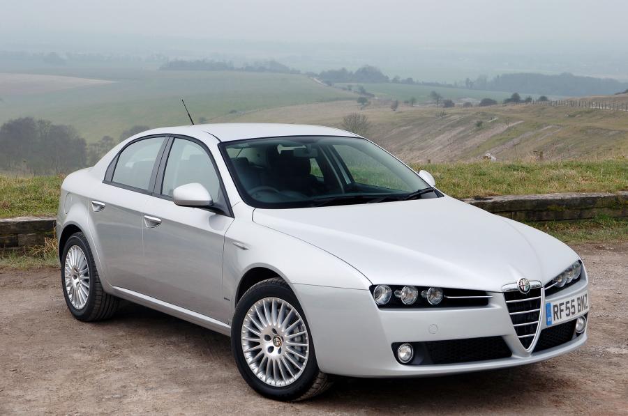  Alfa Romeo 159 2.4 JTDm (939A) 2006 года  (UK) (фото 12 из 16)